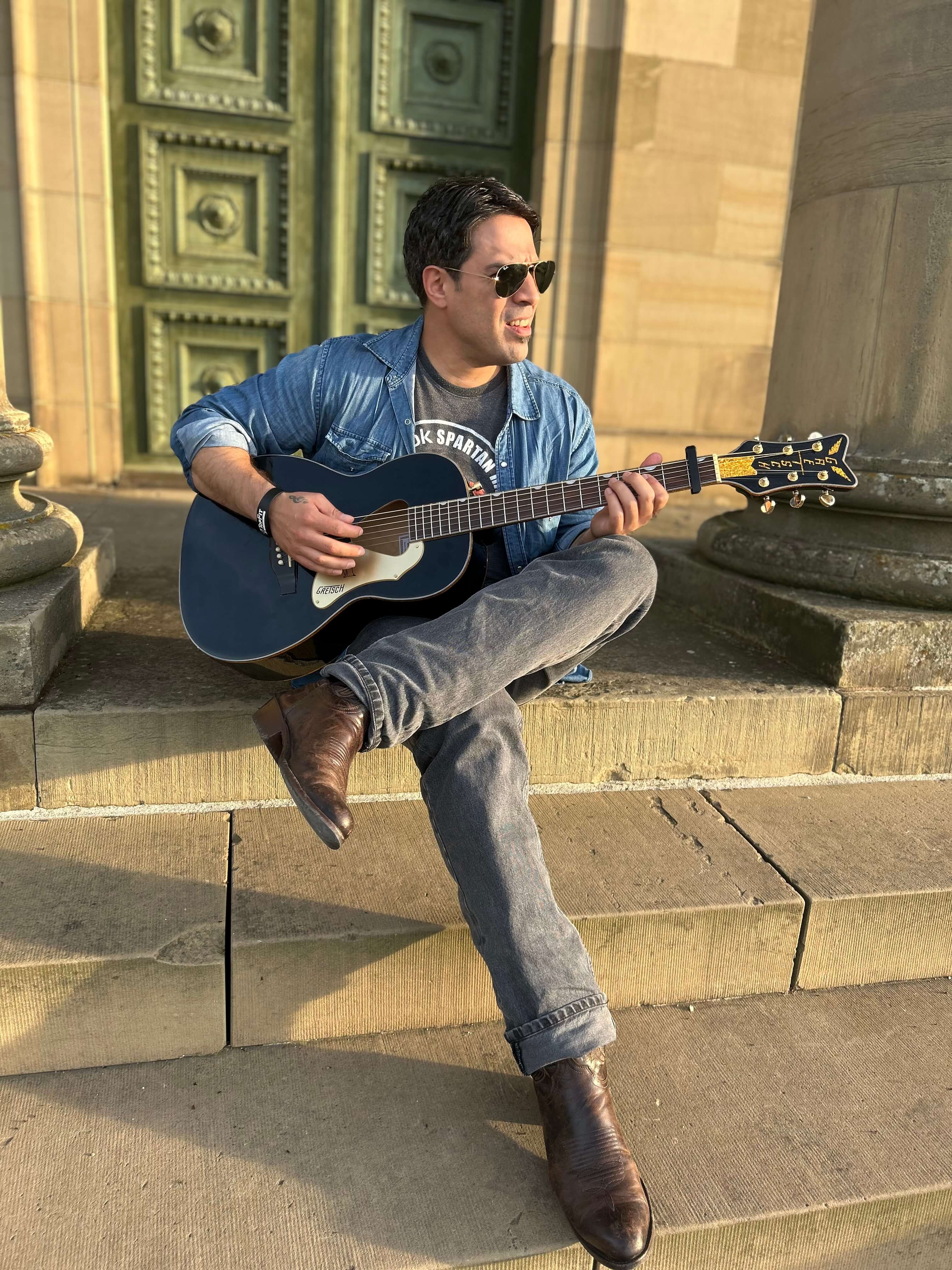 Frankie Owls performing in Stuttgart